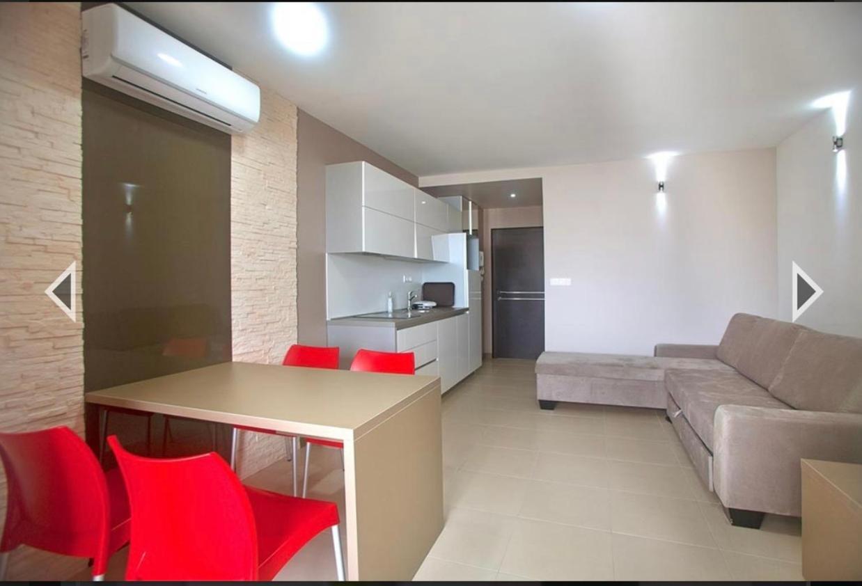 Daska Apartmani นยีวีเซ ภายนอก รูปภาพ