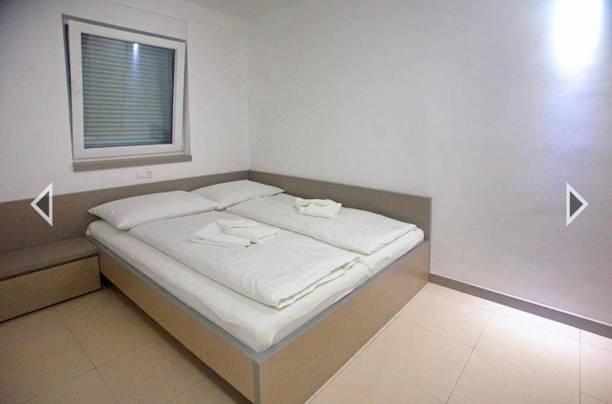 Daska Apartmani นยีวีเซ ภายนอก รูปภาพ