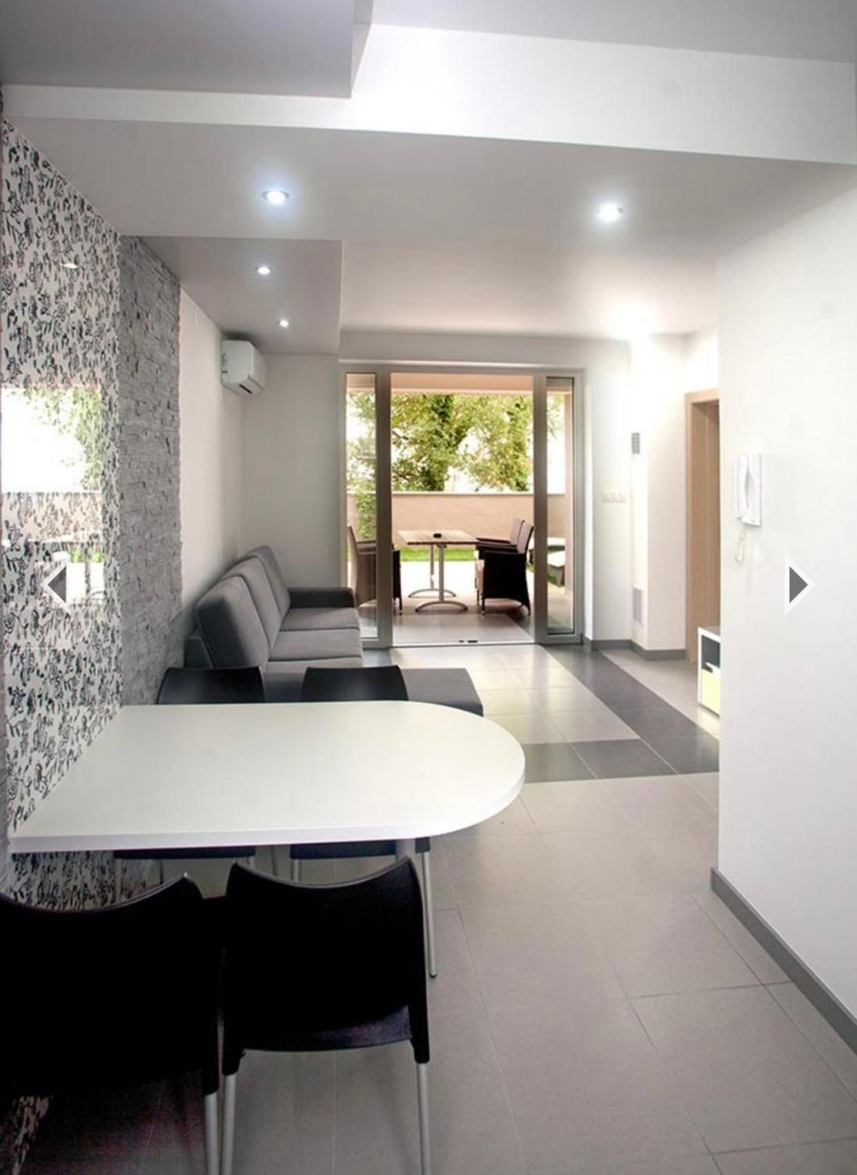 Daska Apartmani นยีวีเซ ภายนอก รูปภาพ